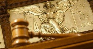 украинские судьи идут в отставку